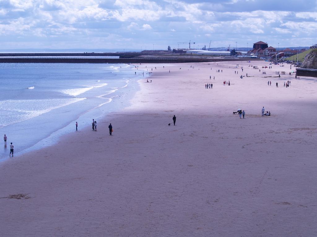 Roker View Guest House Sunderland  Bagian luar foto