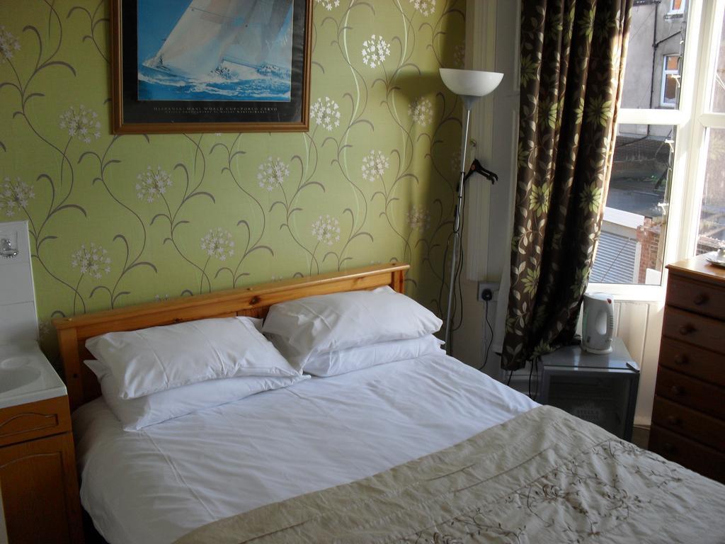 Roker View Guest House Sunderland  Bagian luar foto