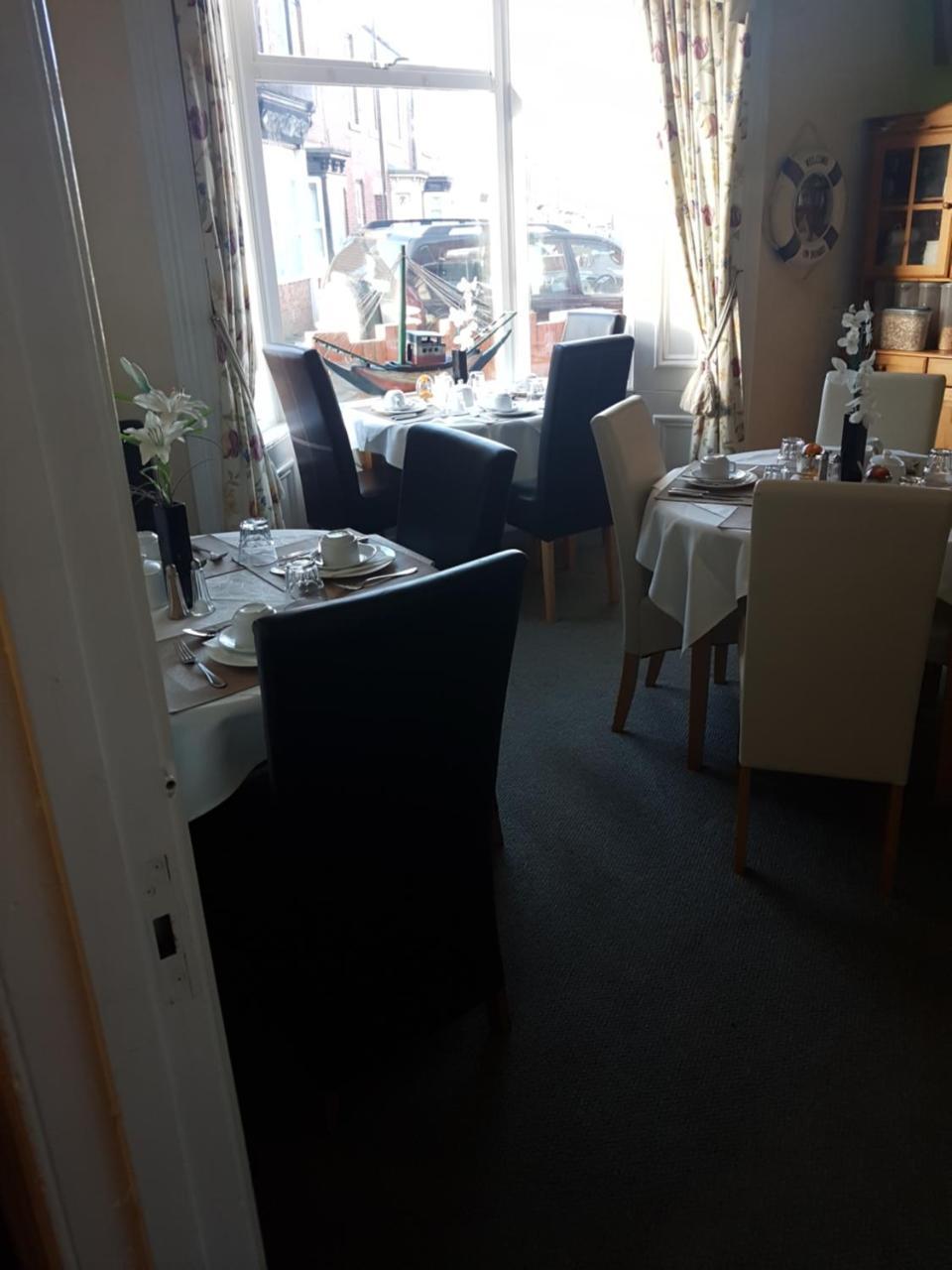 Roker View Guest House Sunderland  Bagian luar foto