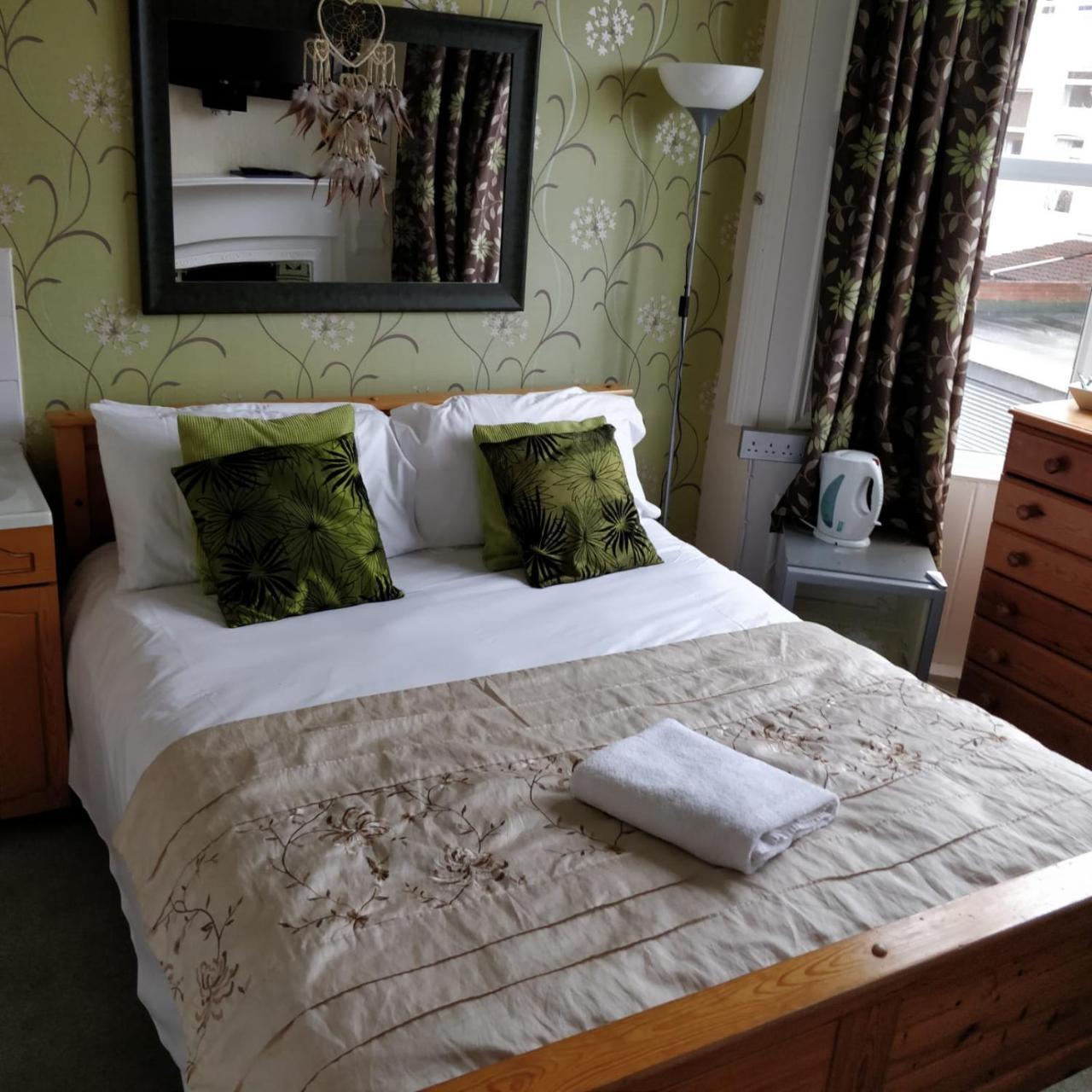 Roker View Guest House Sunderland  Bagian luar foto